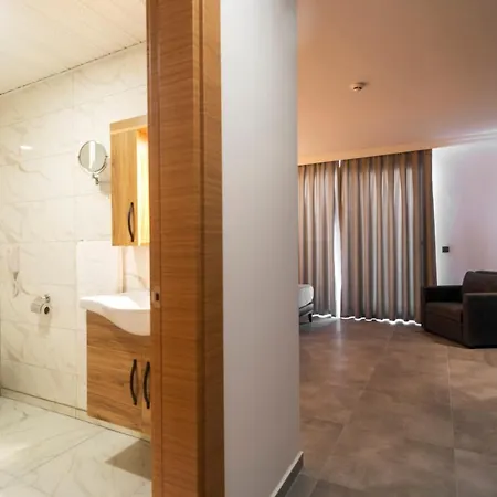Hotel Grand Kolibri Prestige Konakli